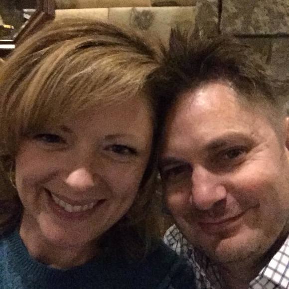 Meet your Posher, Angie - Picture 1 of 2